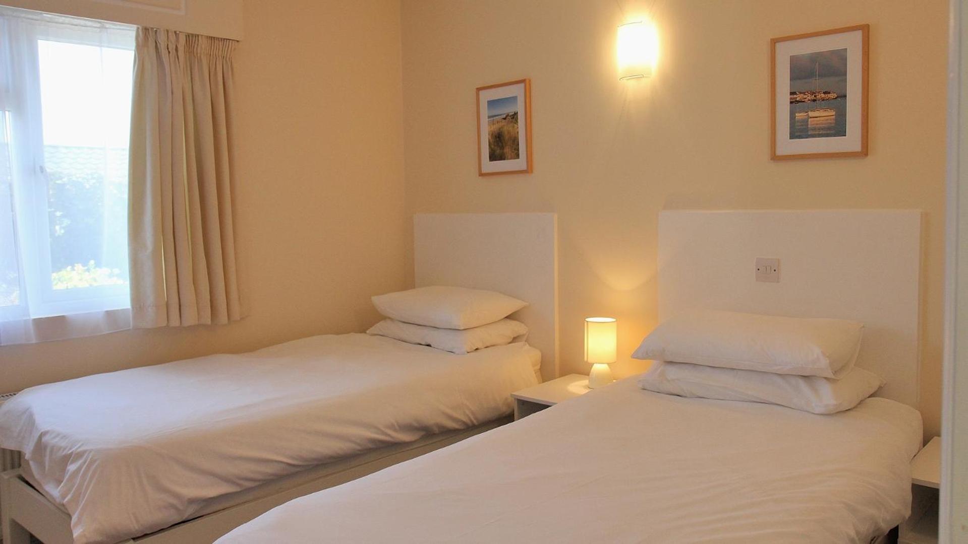 Апартаменты Golden Bay Village Вествард Хо