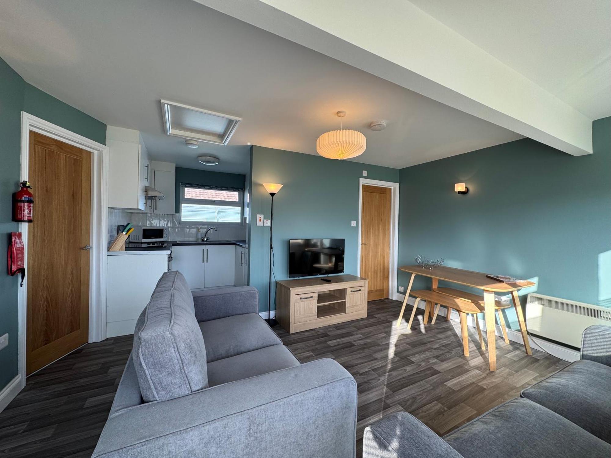 Golden Bay Village Апартаменты