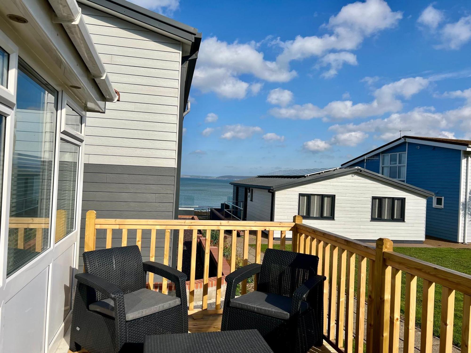 Апартаменты Golden Bay Village *